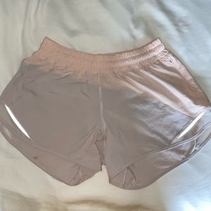 Size 6 Hotty Hot two toned shorts!!!